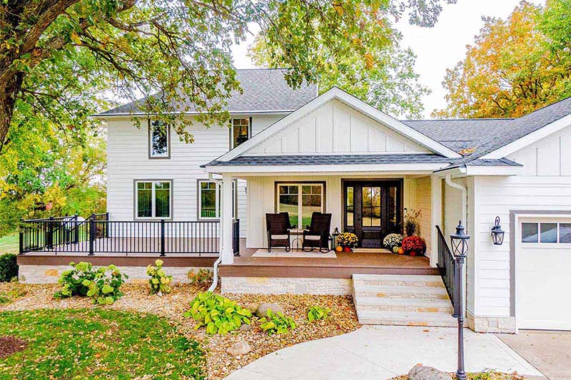 Cedar Falls Porch Contractor